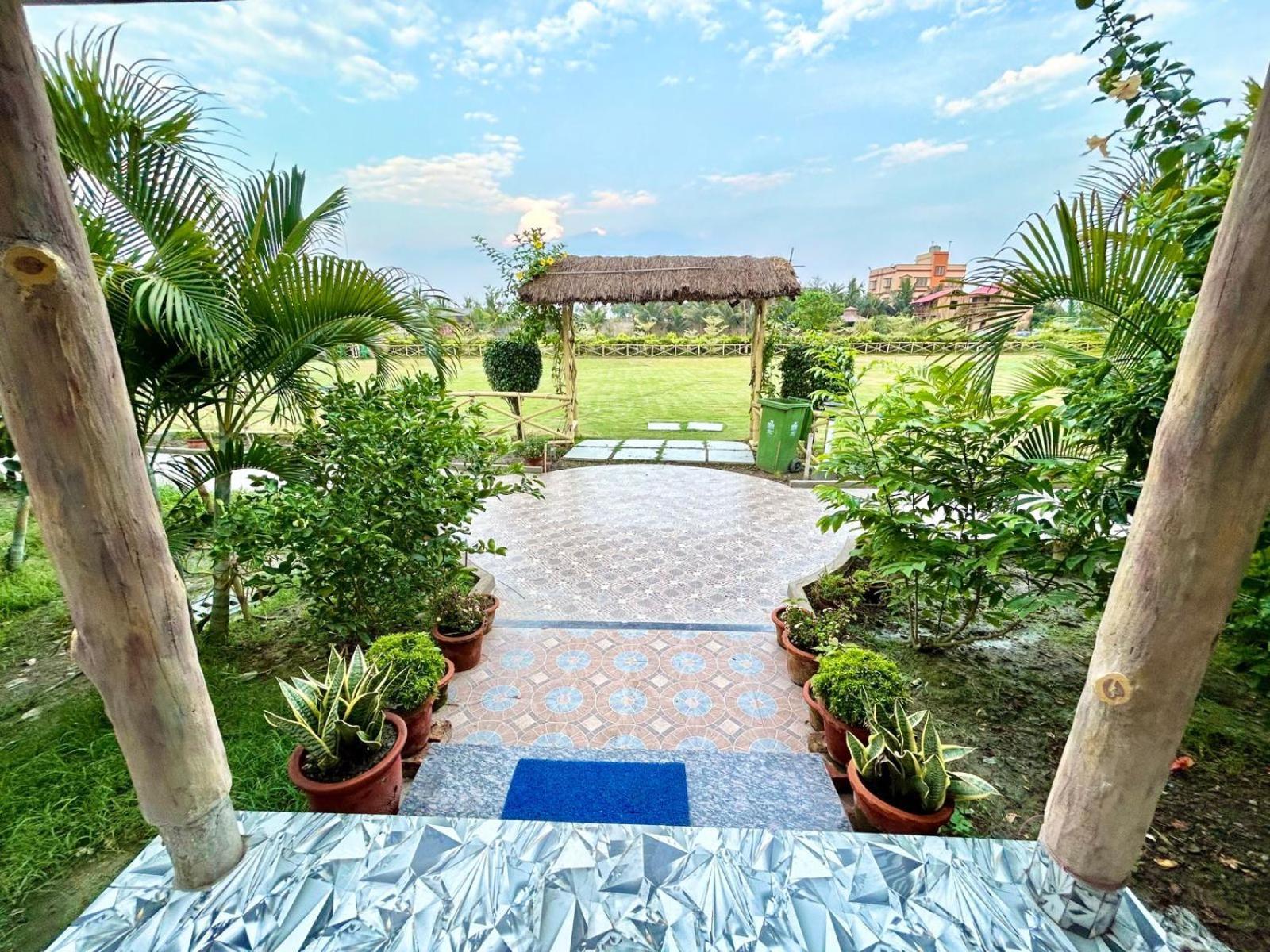 Palli Bangla Resort, Near Ruby Hospital, Anandapur Calcutta Extérieur photo