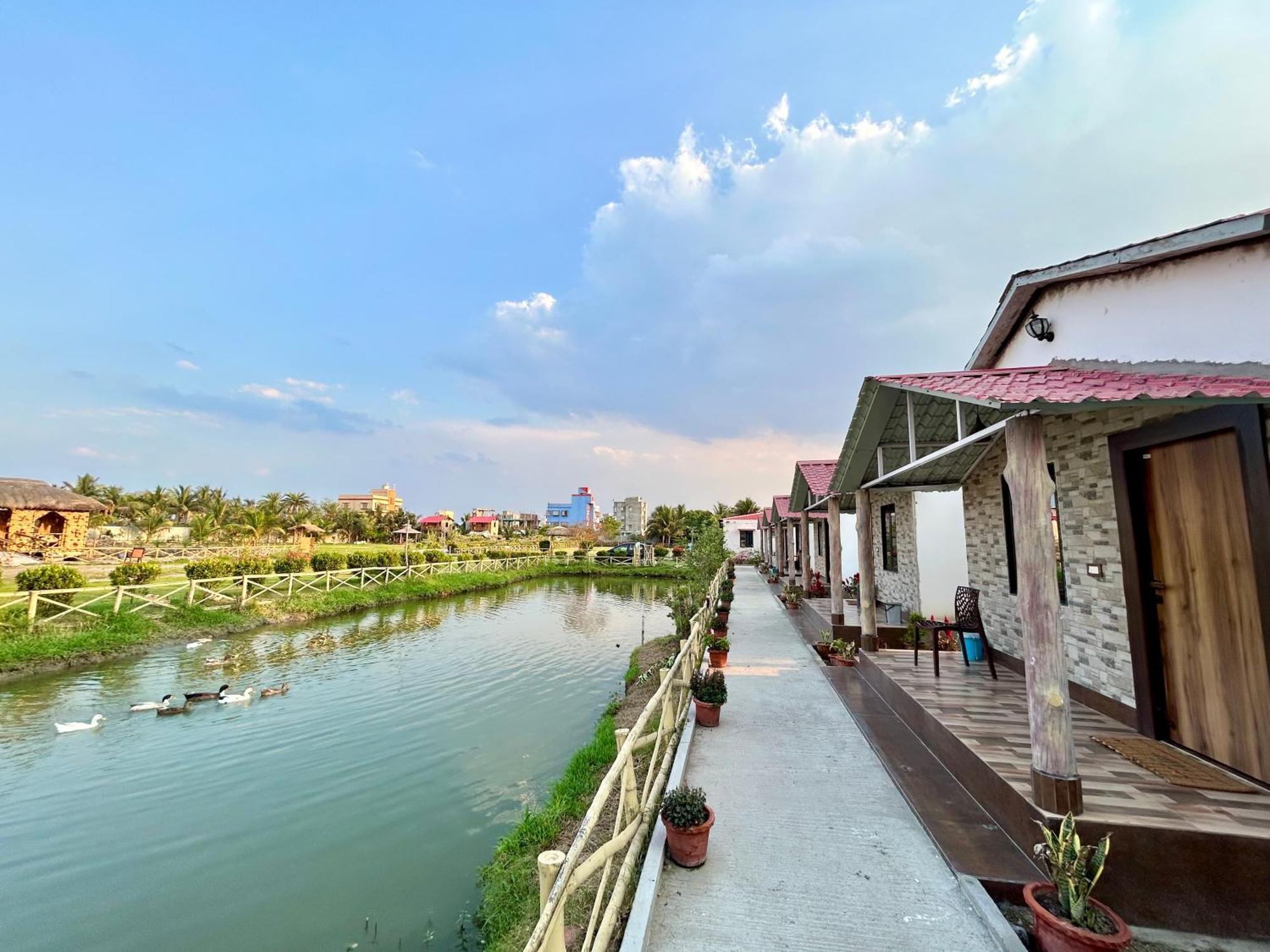 Palli Bangla Resort, Near Ruby Hospital, Anandapur Calcutta Extérieur photo
