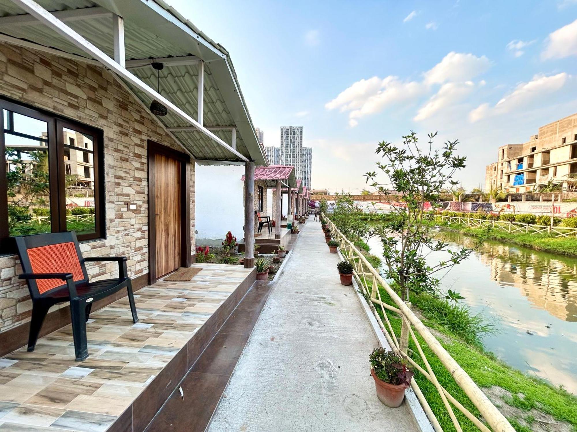 Palli Bangla Resort, Near Ruby Hospital, Anandapur Calcutta Extérieur photo