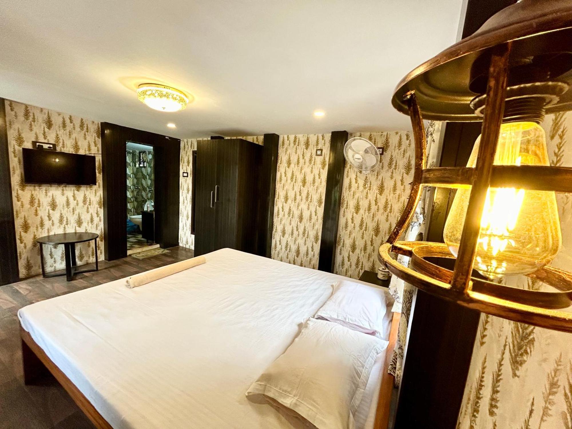 Palli Bangla Resort, Near Ruby Hospital, Anandapur Calcutta Extérieur photo